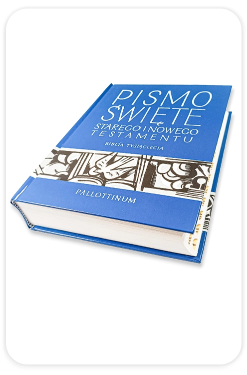 Biblia Tysiąclecia na białym tle